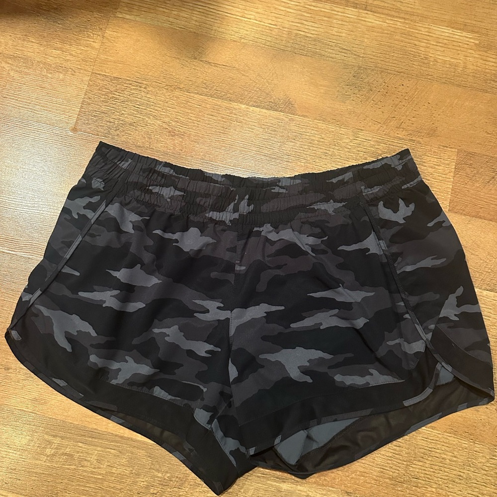 Athleta Black and Gray Athletic Shorts Moisture-Wicking Elastic Waistband